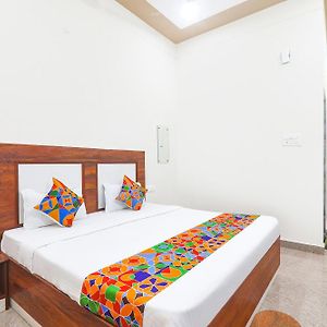 Fabhotel Shree Venkatesh Nileyam